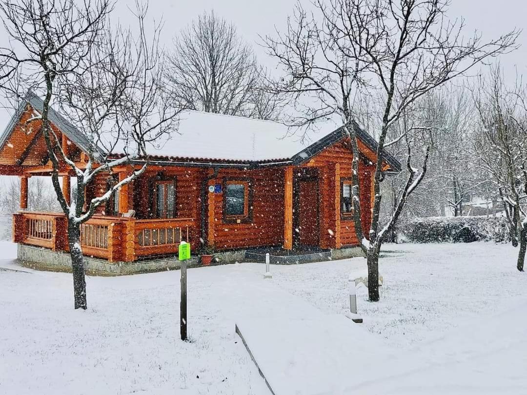 Country Lodge Vukovic 拉科维察 外观 照片